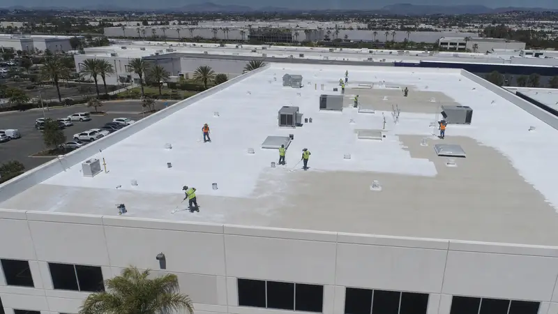 Steel framing on commercial job